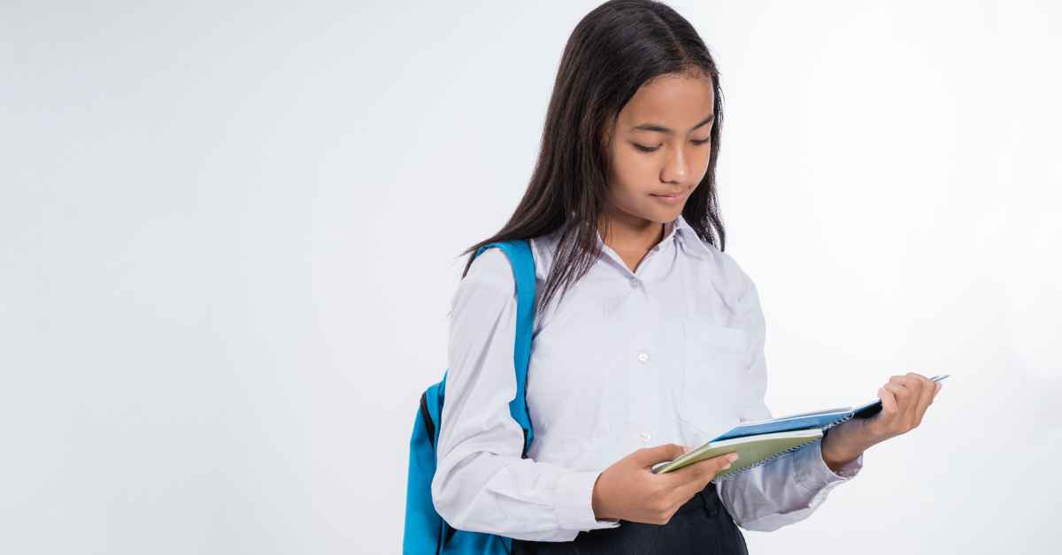 kegiatan anak SMP di Indonesia Bangkit Perkasa Sukses distributor ATK seindonesia