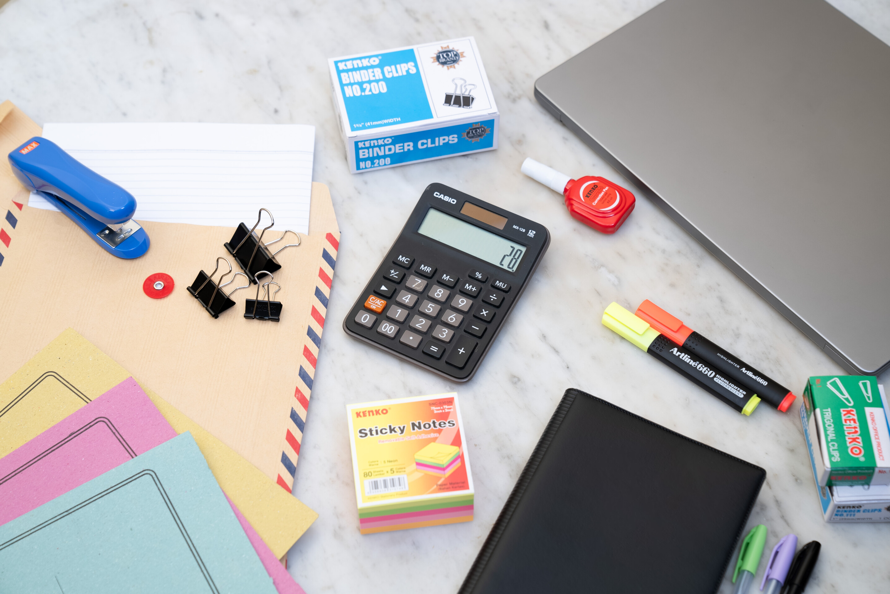 persaingan-dalam-bisnis-alat-tulis-kantor